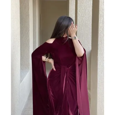 1635323443784828056_400