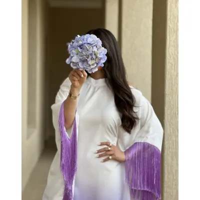 1656064200834359352_400