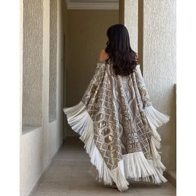 1703444906924494423_400