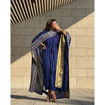 1707757894941419580_400