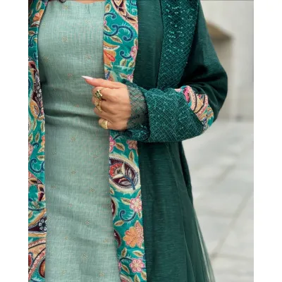 173377316842813198_400