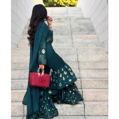 17359997312108389591_400