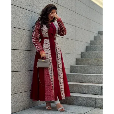 1736159521704654740_400