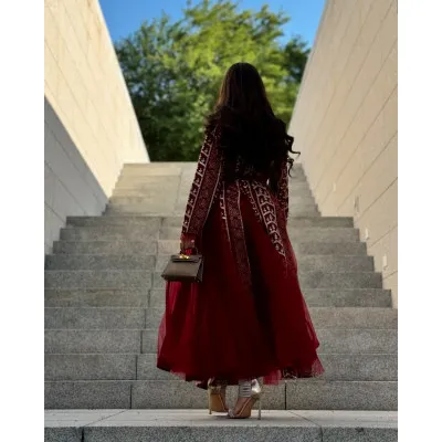 17361595312136534406_400