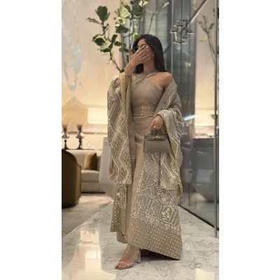 Beige bisht with long sleeves 2