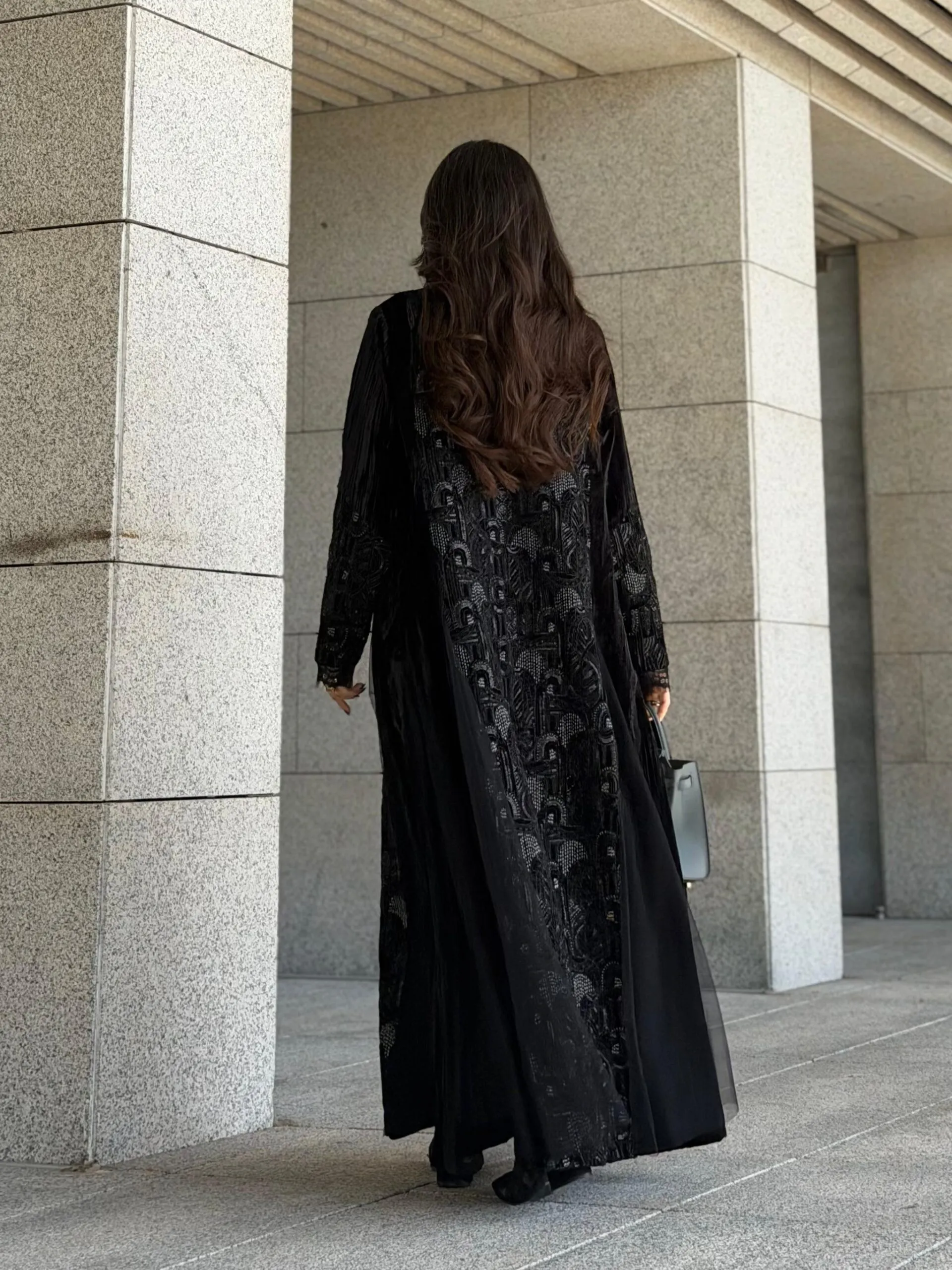 بشت مطرز بقصة البليزر_3