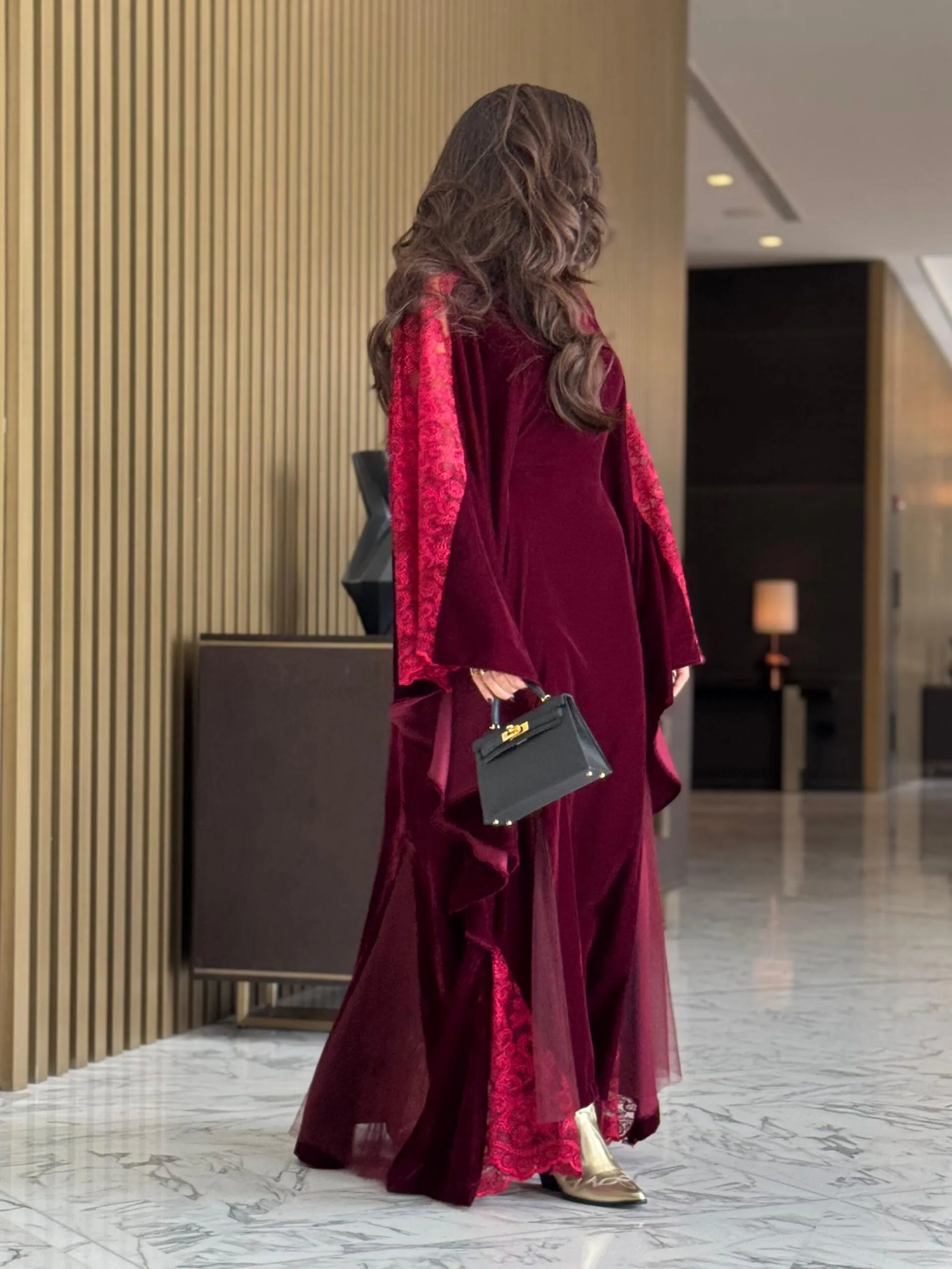 فستان مخمل بدانتيل_1