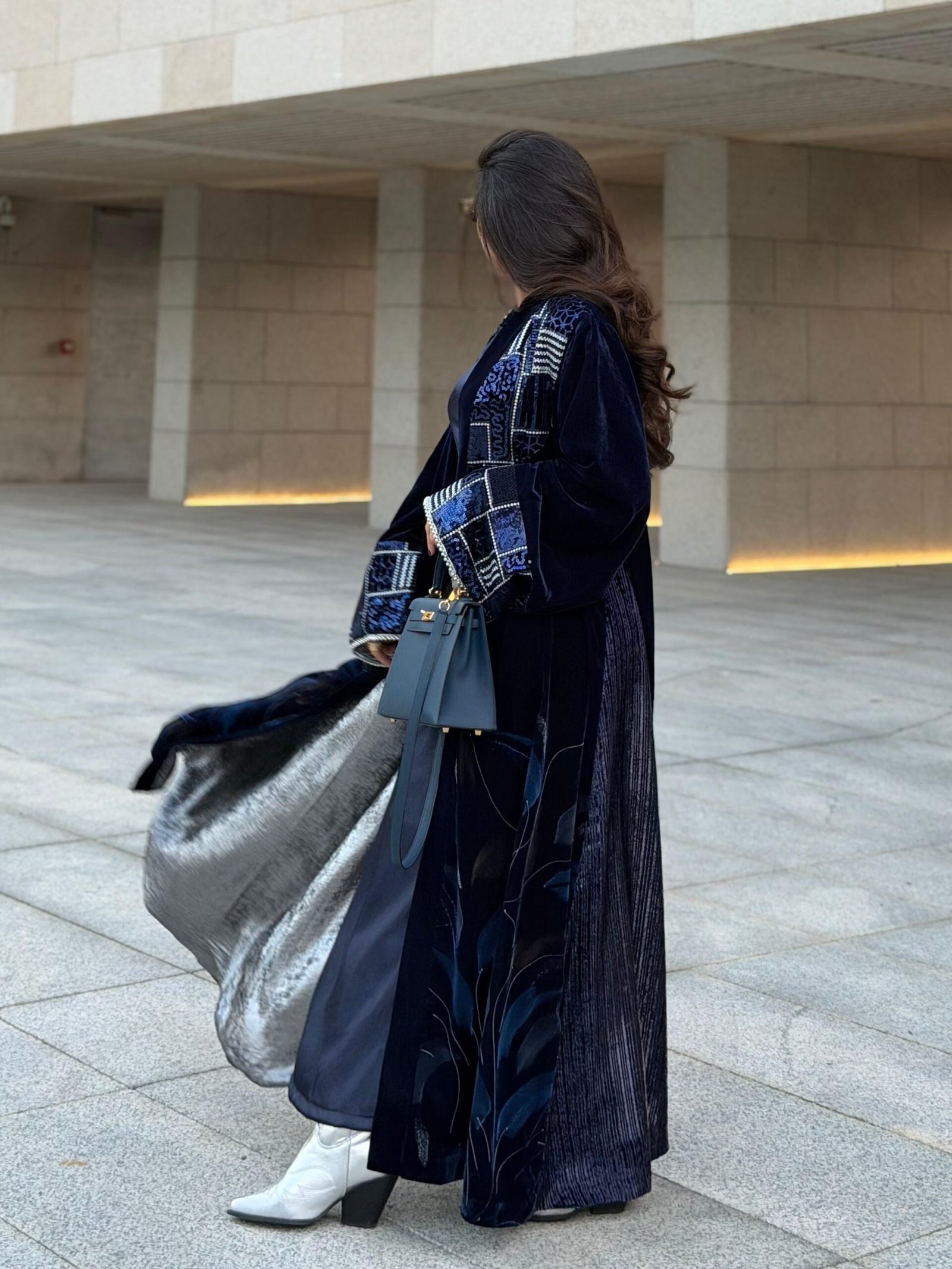 مخمل مطرز ومشكوك مبطن - شامل الفستان الداخلي_0 (2)