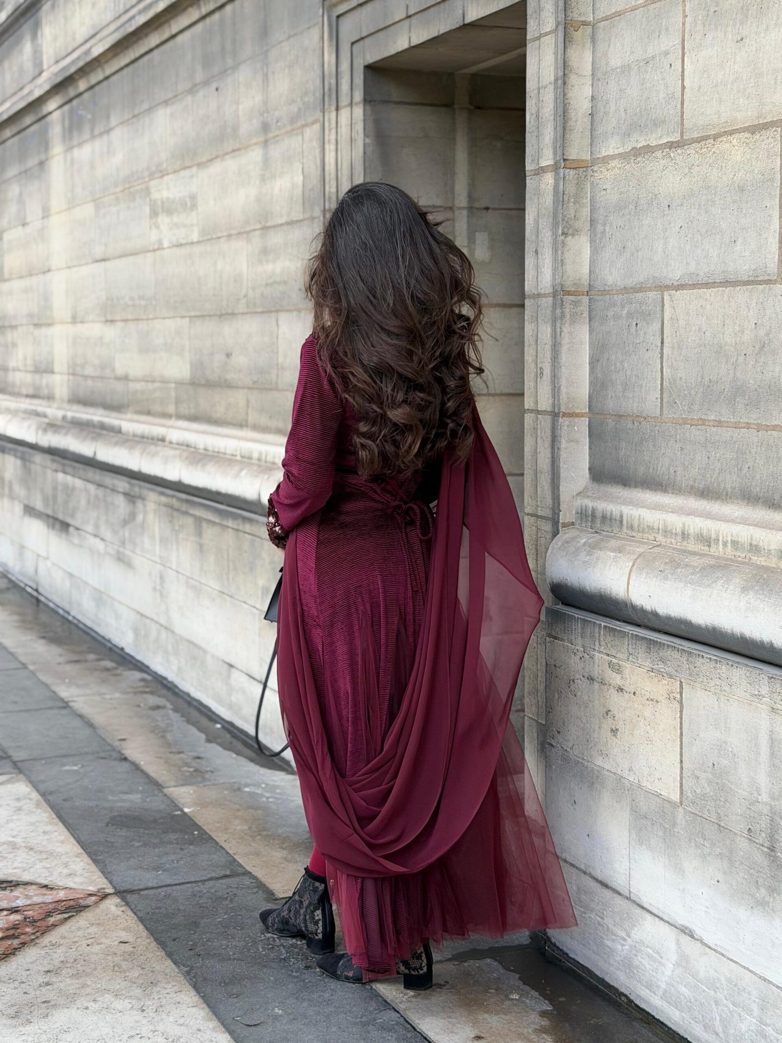 كفتان عنابي مخمل بتور و شيفون_2