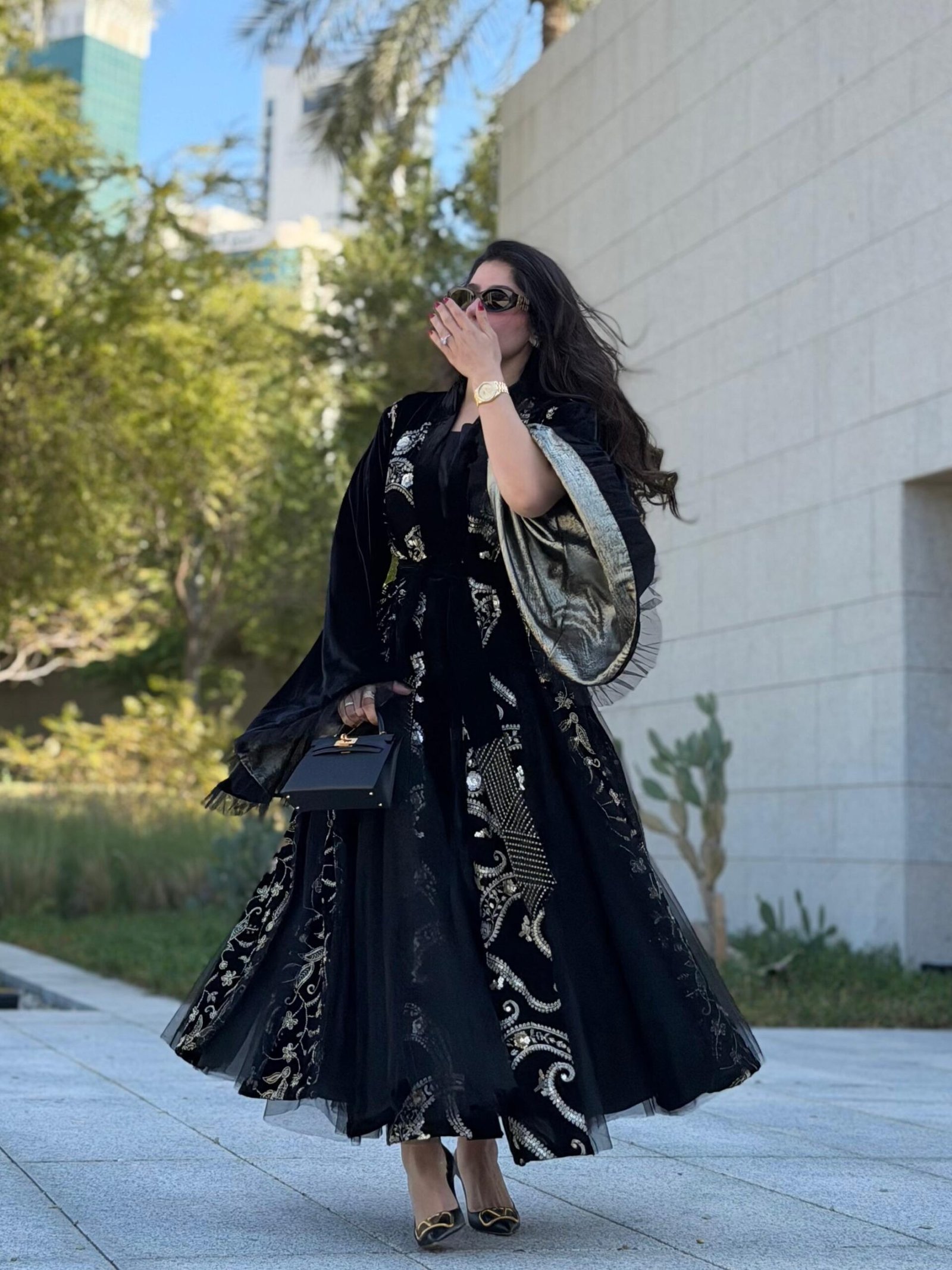 بشت أسود مشكوك_4