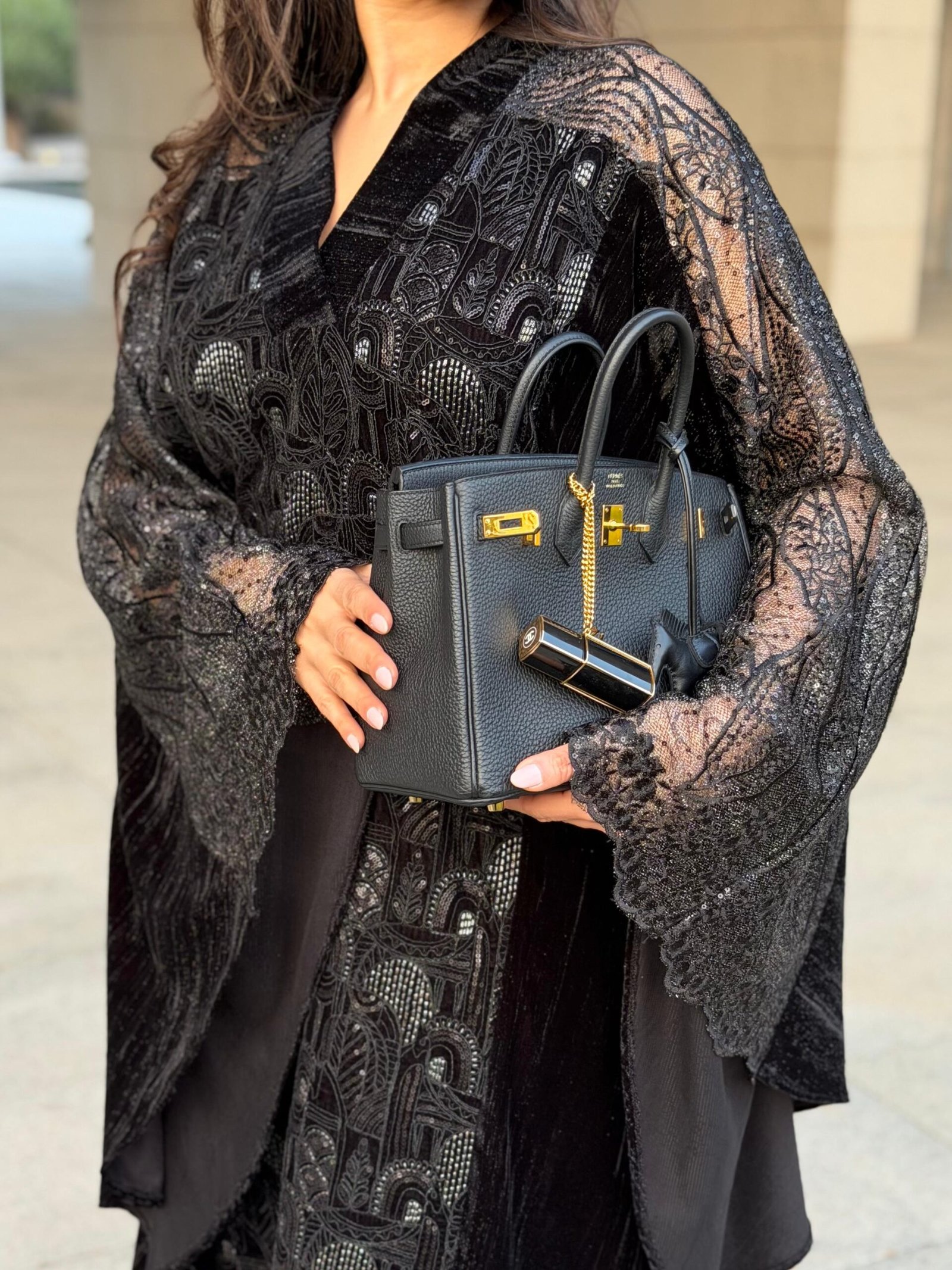 كفتان اسود مع دانتيل_4