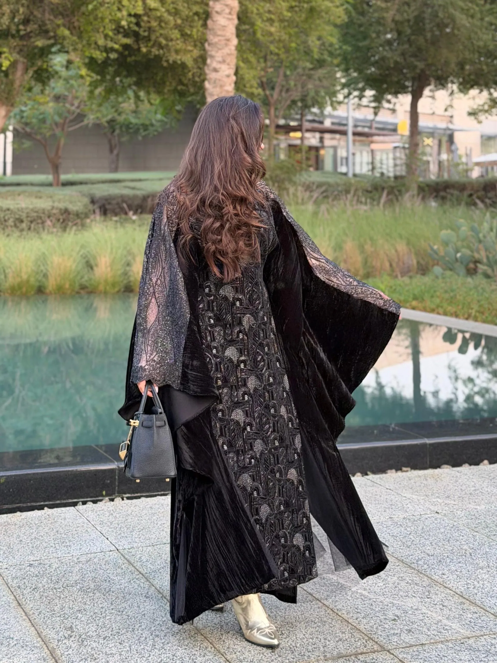 كفتان اسود مع دانتيل_5