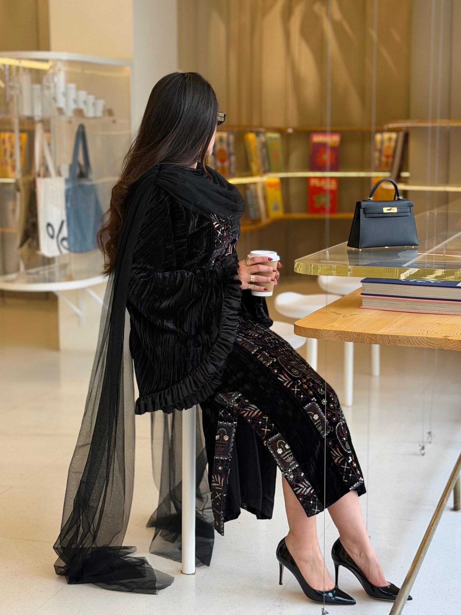 كفتان مخمل منسدل_0